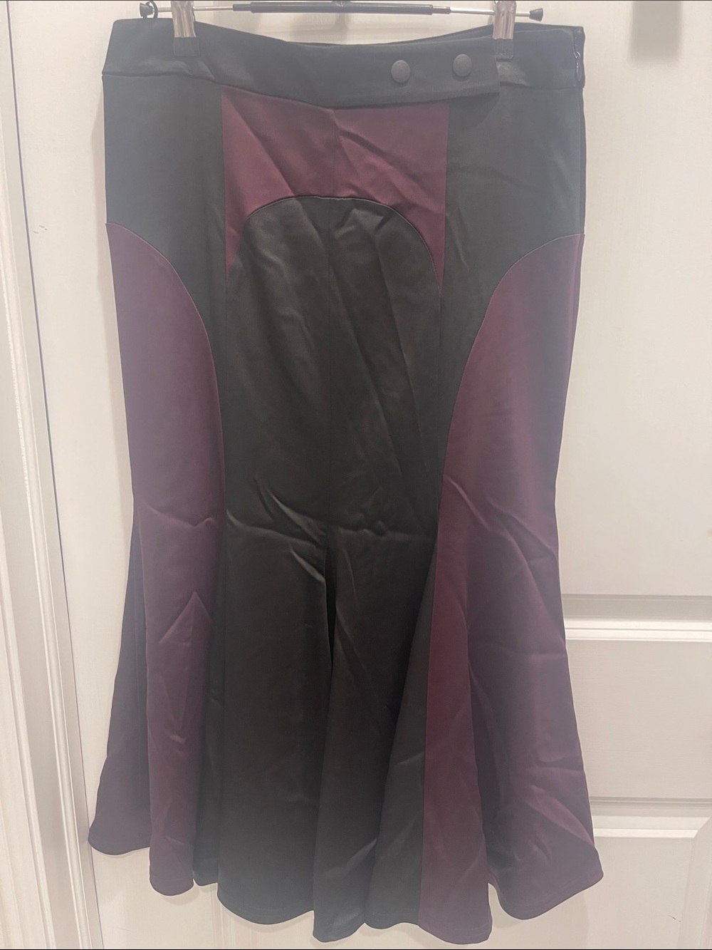 Off-White Black and Plum Branded Tag Detail